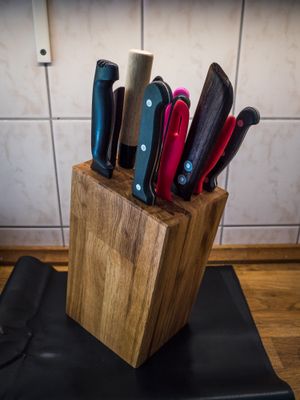 Knife block